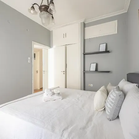 Apartment Athenean Classic At Acropolis Museum & Metro Athens
